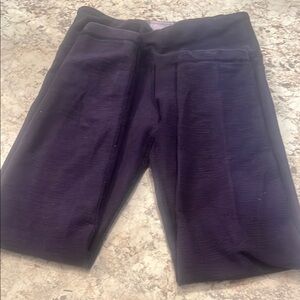 Dark purple full length size 2 lulu lemon leggings.
